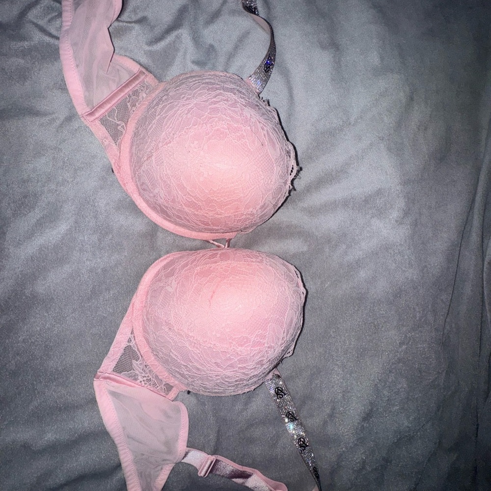 Victoria's Secret Pink Lace Padded Bra